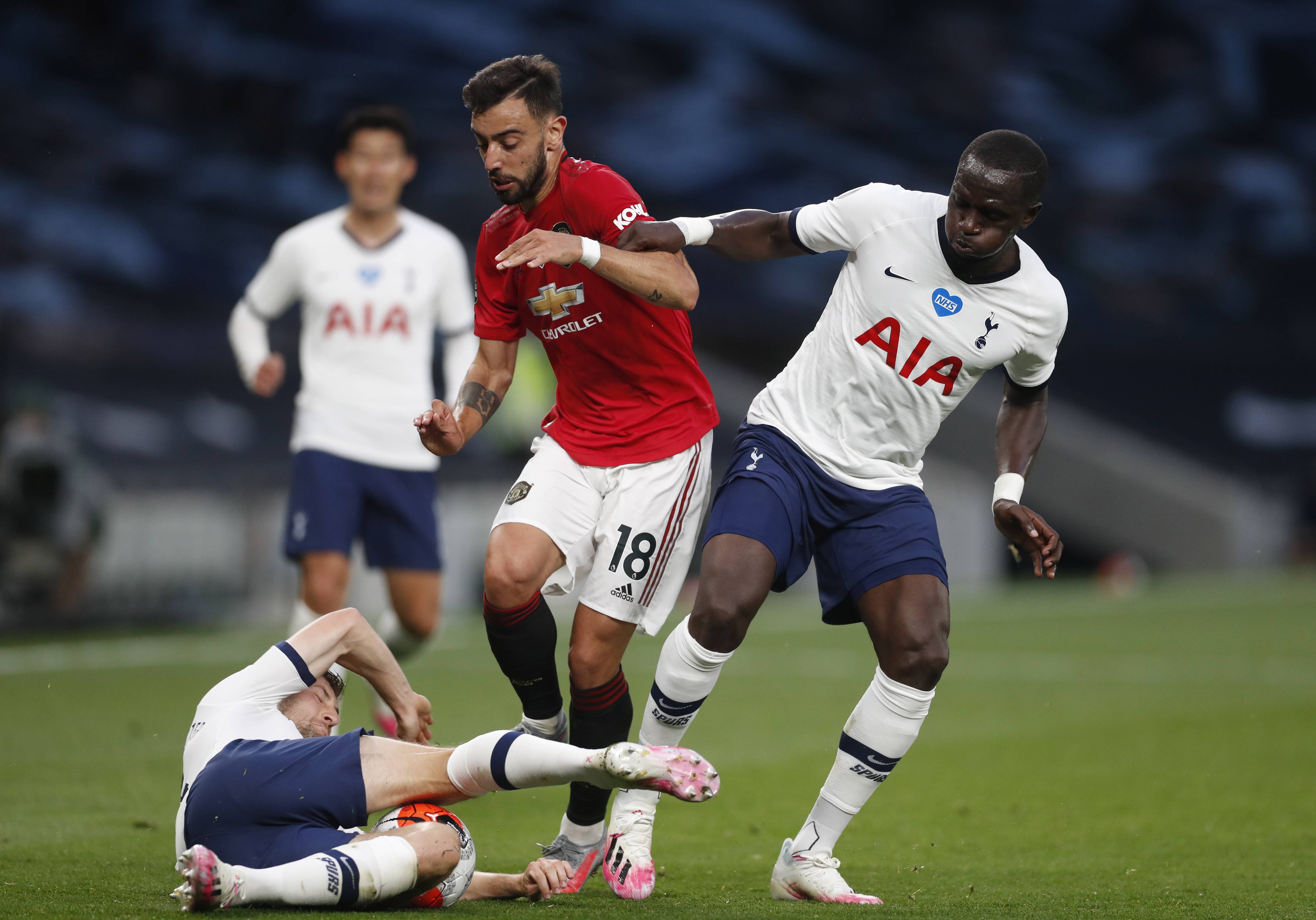 史上再添一 史上再添一